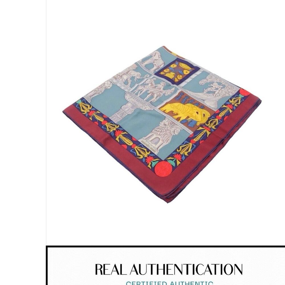 Hermès Silk Scarf – Authenticated
